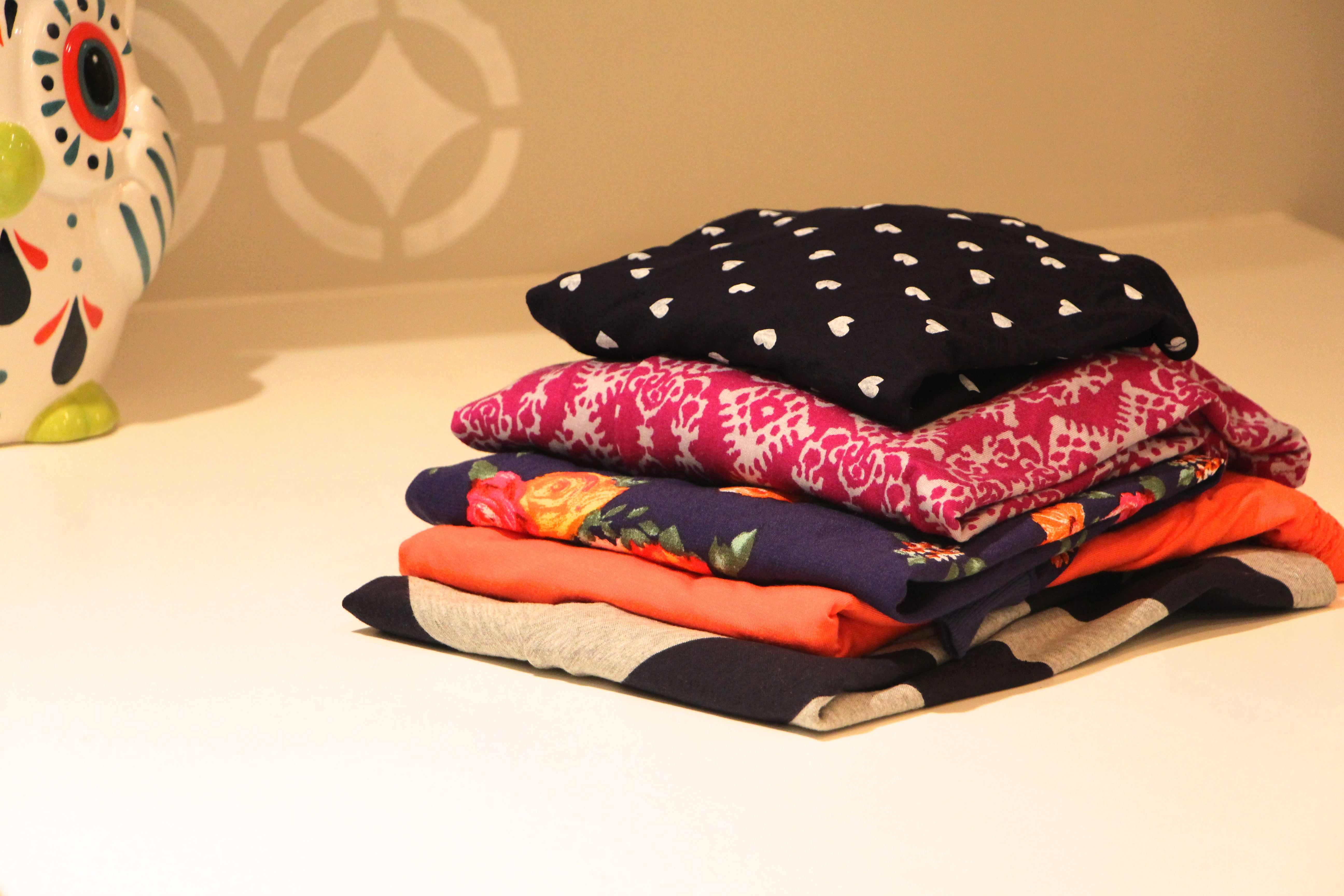 pile of stitch fix clothes.jpg