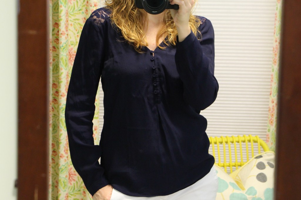 daniel rainn blouse close